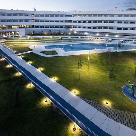 Student Experience Madrid Pozuelo - Luxury Hostel Посуэло-де-Аларкон Экстерьер фото