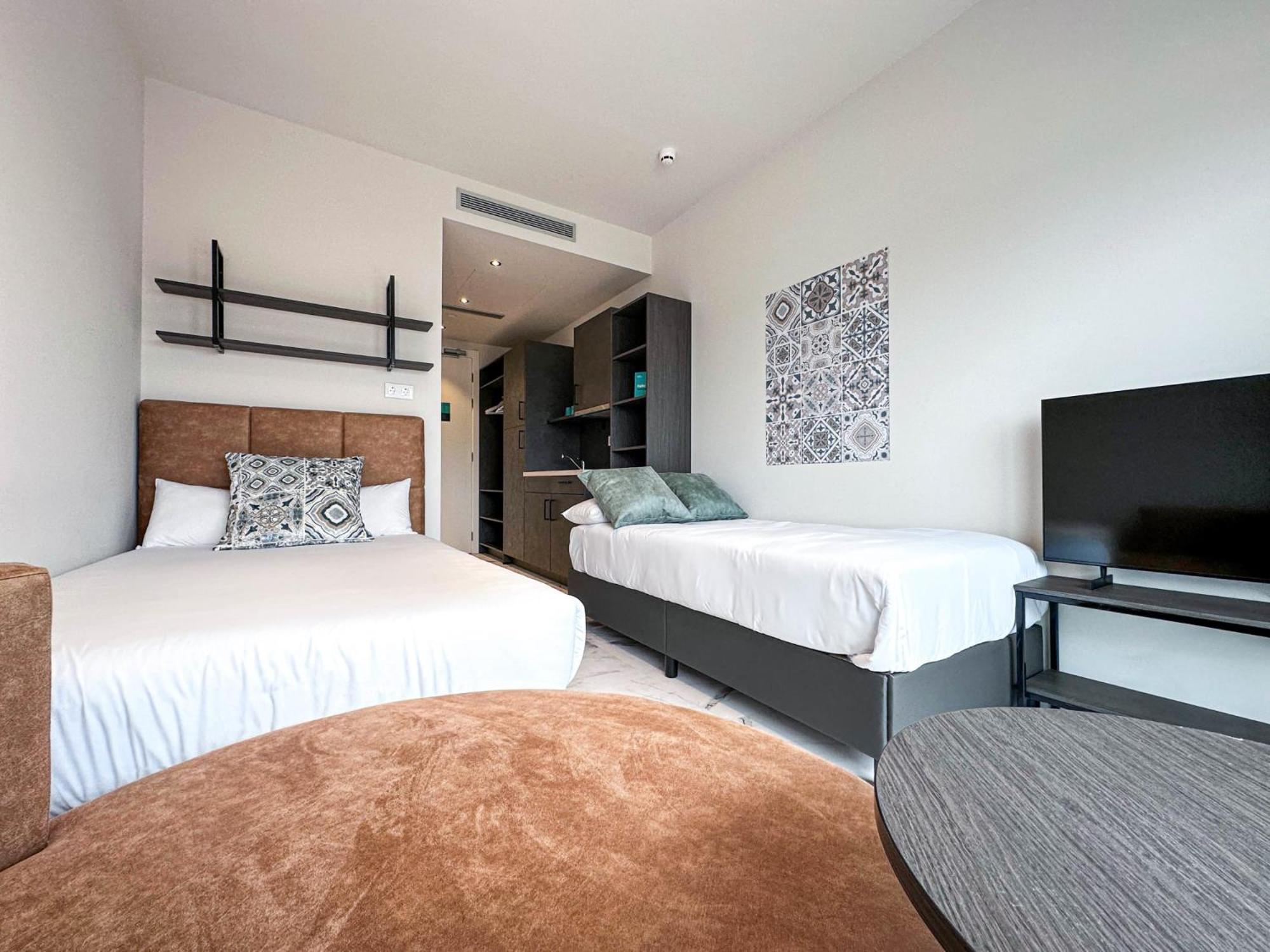 Student Experience Madrid Pozuelo - Luxury Hostel Посуэло-де-Аларкон Экстерьер фото