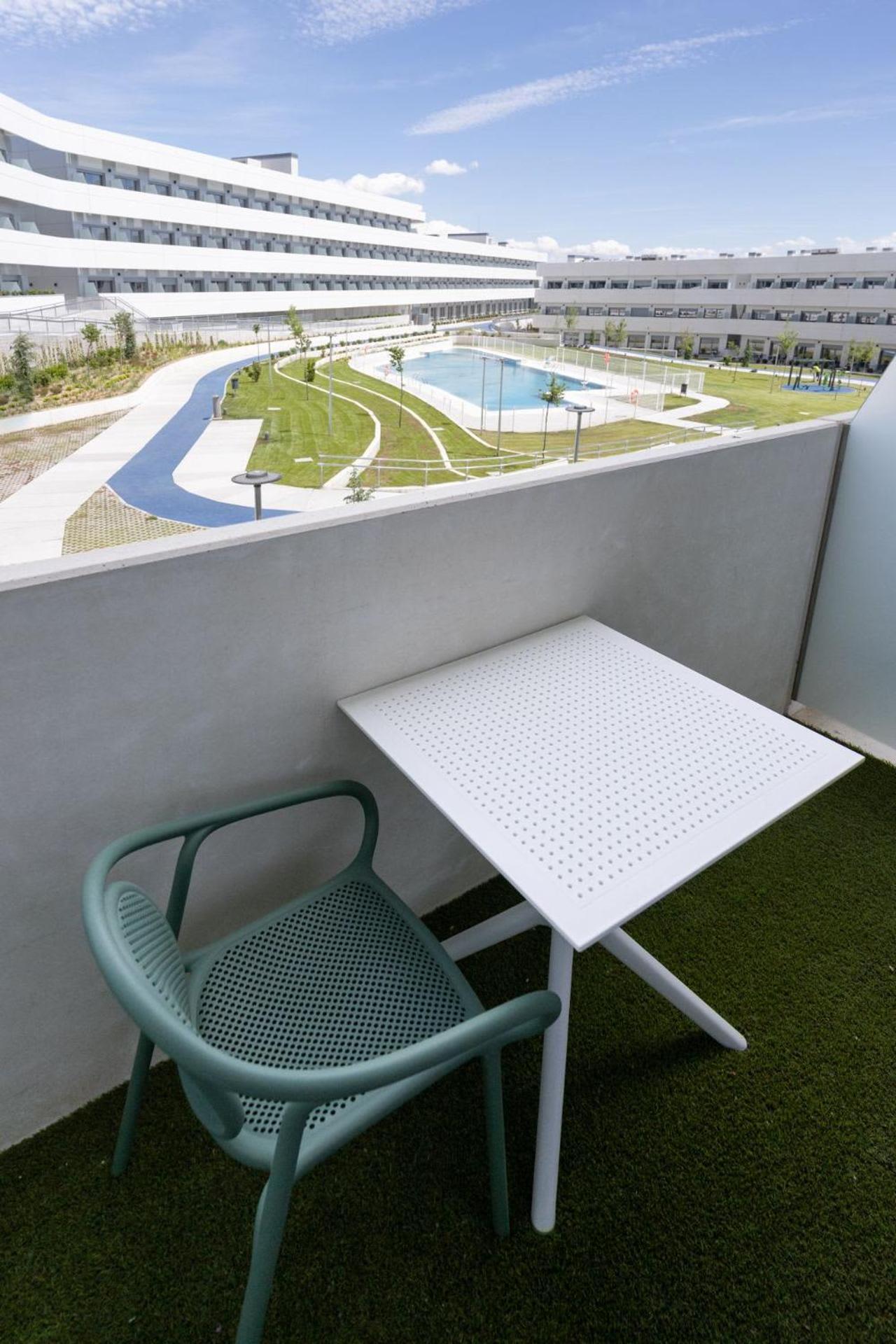 Student Experience Madrid Pozuelo - Luxury Hostel Посуэло-де-Аларкон Экстерьер фото